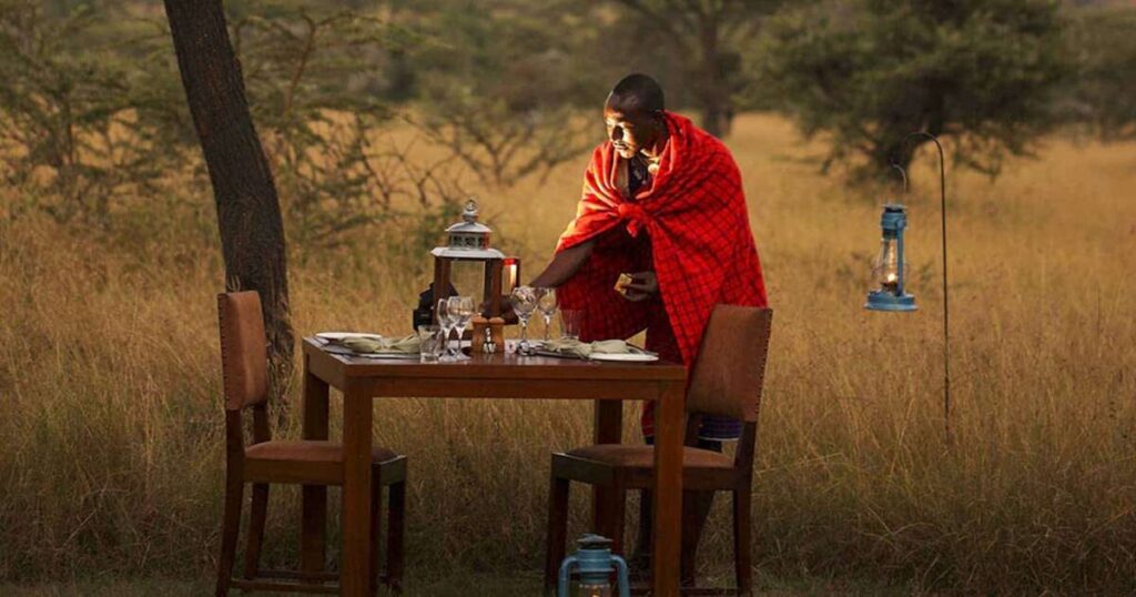 meals on safari in the bush