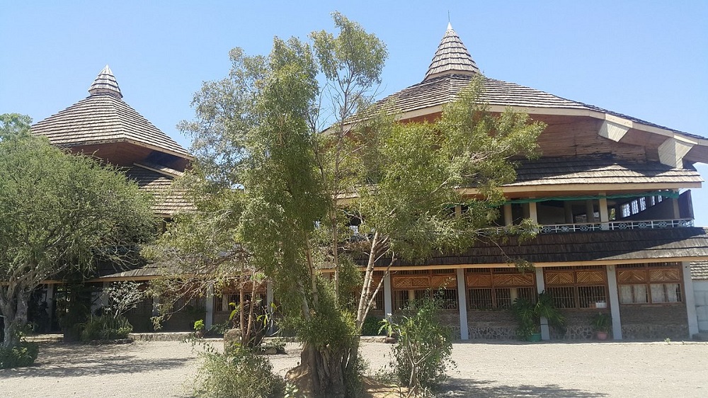 Soi Safari Lodge Scaled